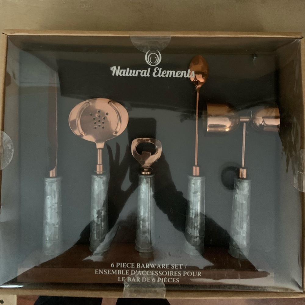 Six Piece  Bar Set
